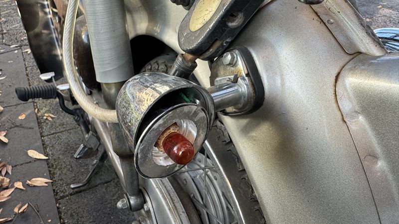 リトルカブ 壊れたウィンカー