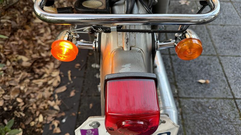 リアウインカーの点灯テスト