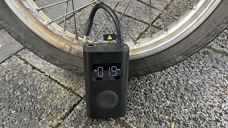 バイクと車の空気圧 BAR